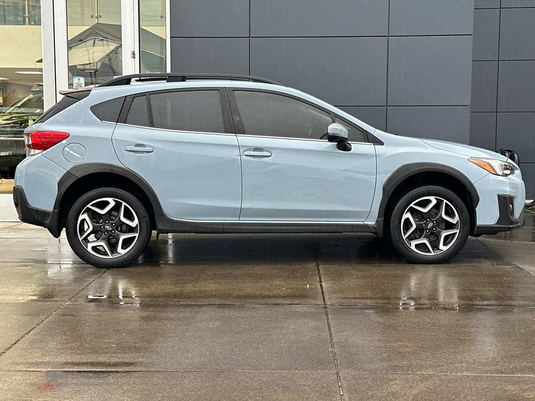 2019 Subaru Crosstrek 2.0i Limited - Image 2