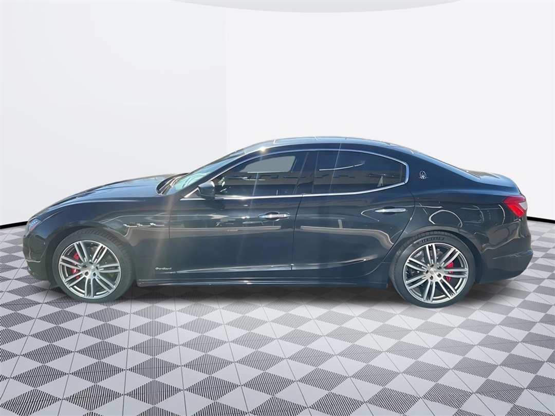 2018 Maserati Ghibli S Q4 GranSport - Image 6