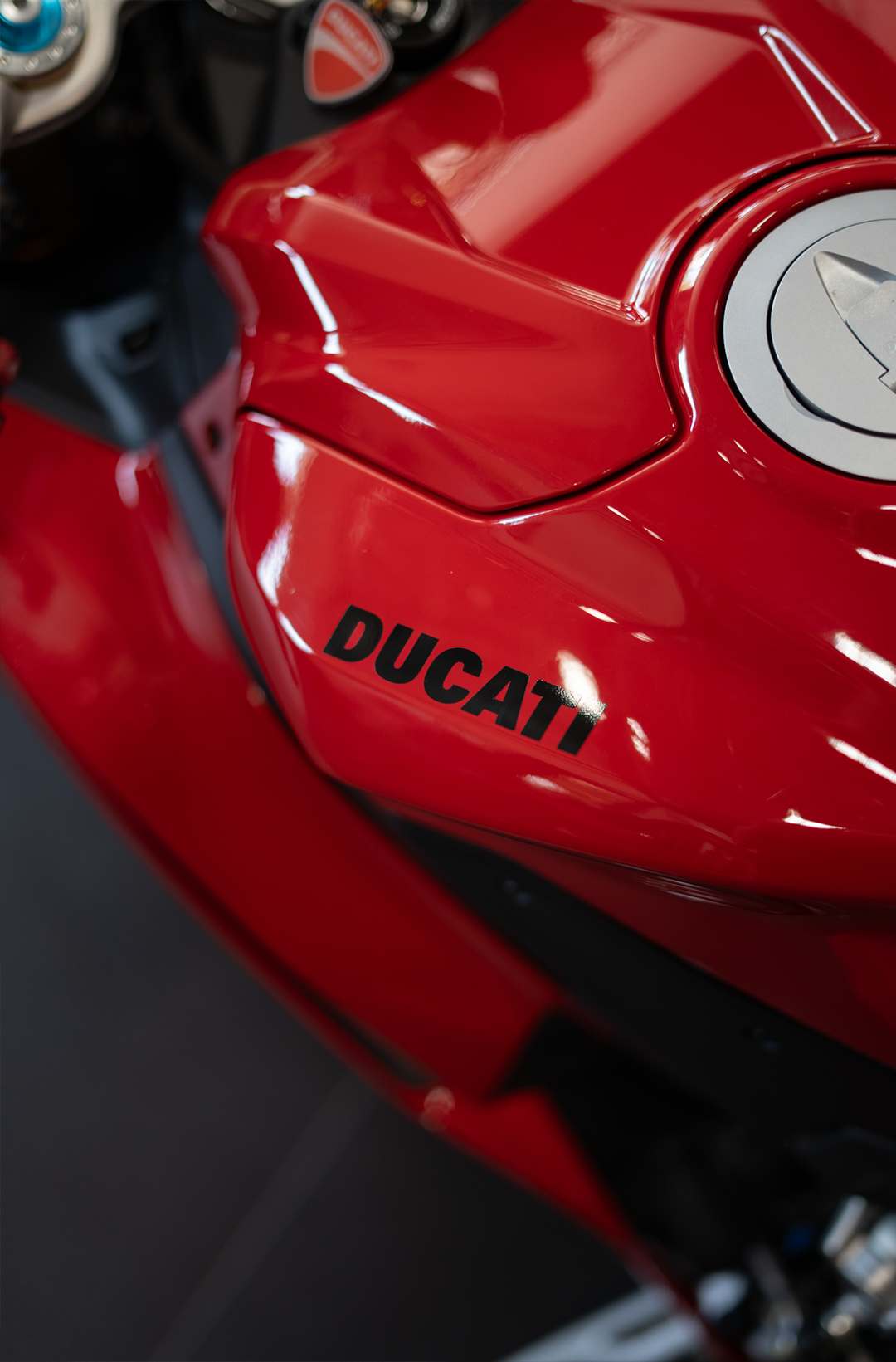 2025 Ducati Panigale V2S - Image 5