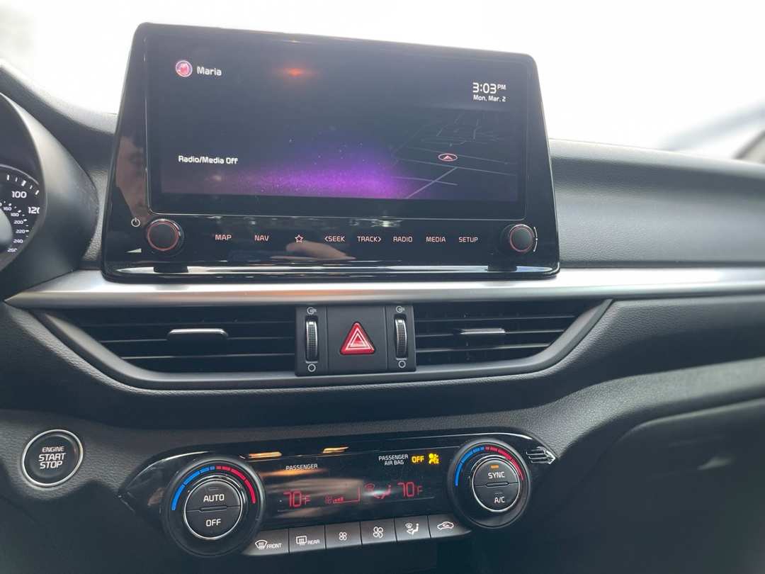 2022 Kia Forte GTLine - Image 12