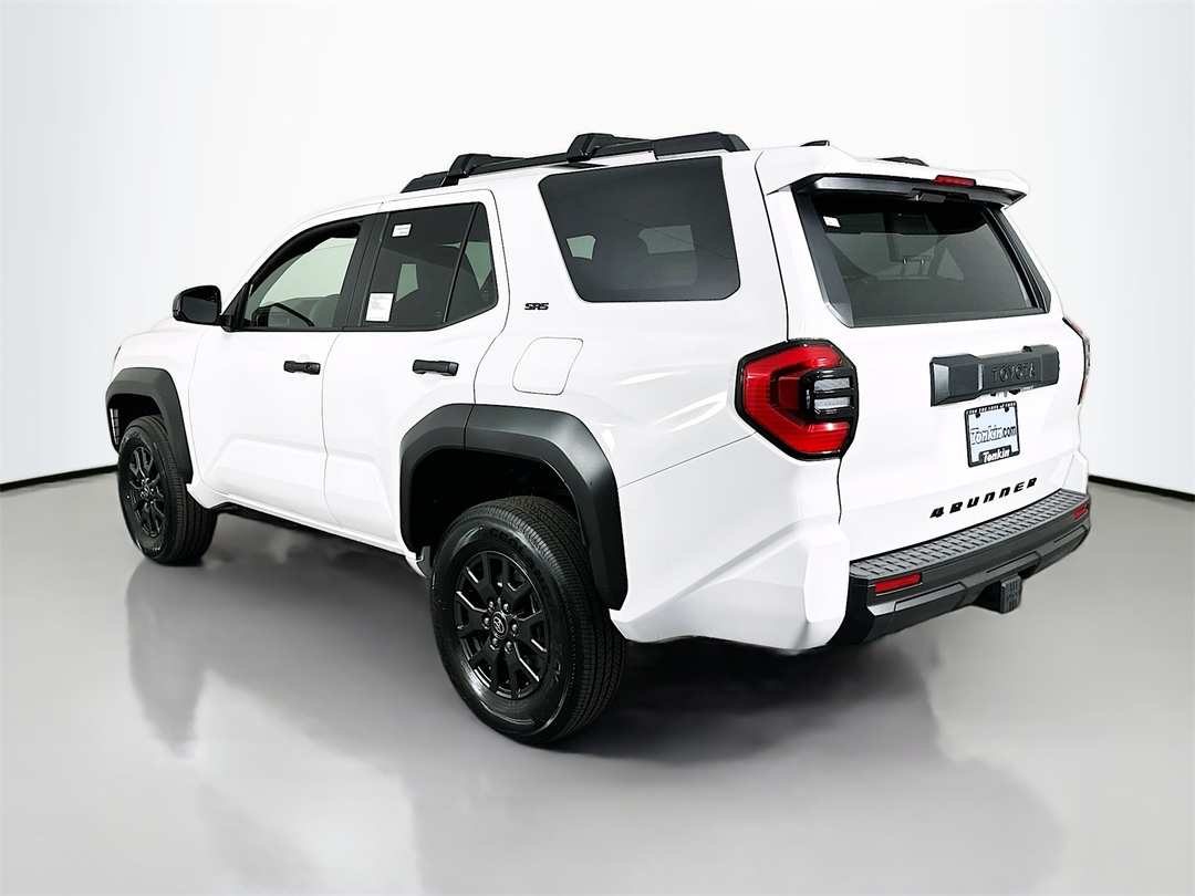 2026 Toyota 4Runner SR5 - Image 5
