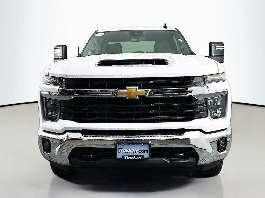 2026 Chevrolet Silverado 2500Hd LT - Image 2