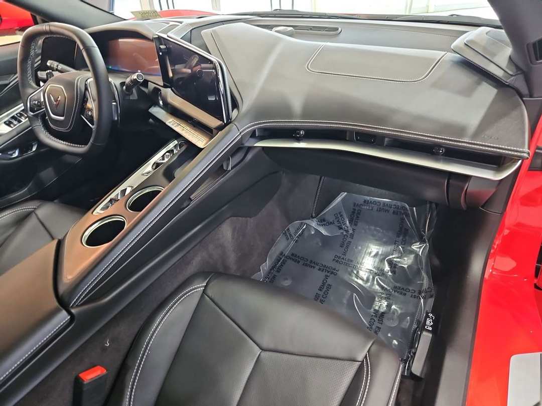 2026 Chevrolet Corvette Stingray - Image 28