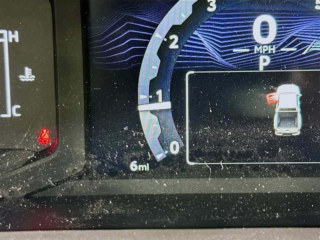 2025 Toyota Tacoma SR5 - Image 12