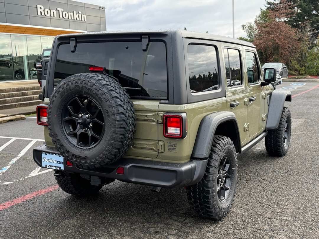 2026 Jeep Wrangler Willys - Image 8