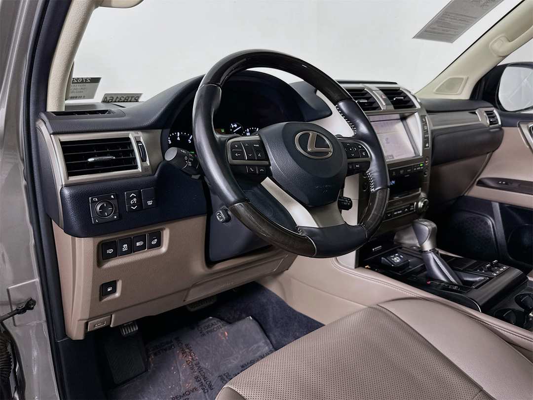 2021 Lexus GX 460 - Image 9