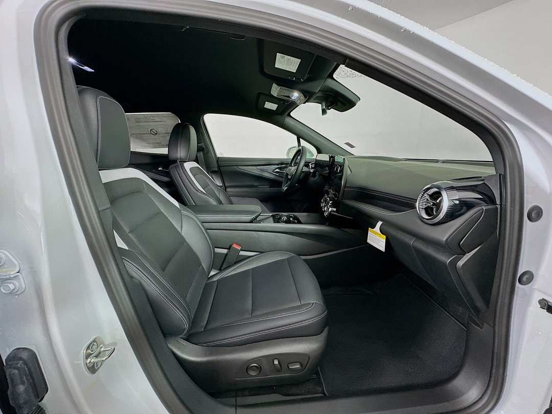 2026 Chevrolet Blazer Ev LT - Image 28