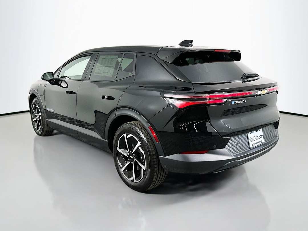 2026 Chevrolet Equinox Ev LT - Image 5