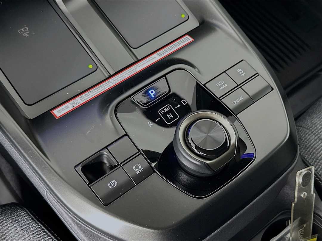 2026 Toyota Bz XLE Plus - Image 17