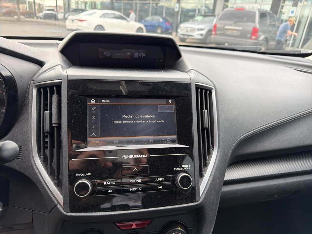 2019 Subaru Impreza 2.0i - Image 15