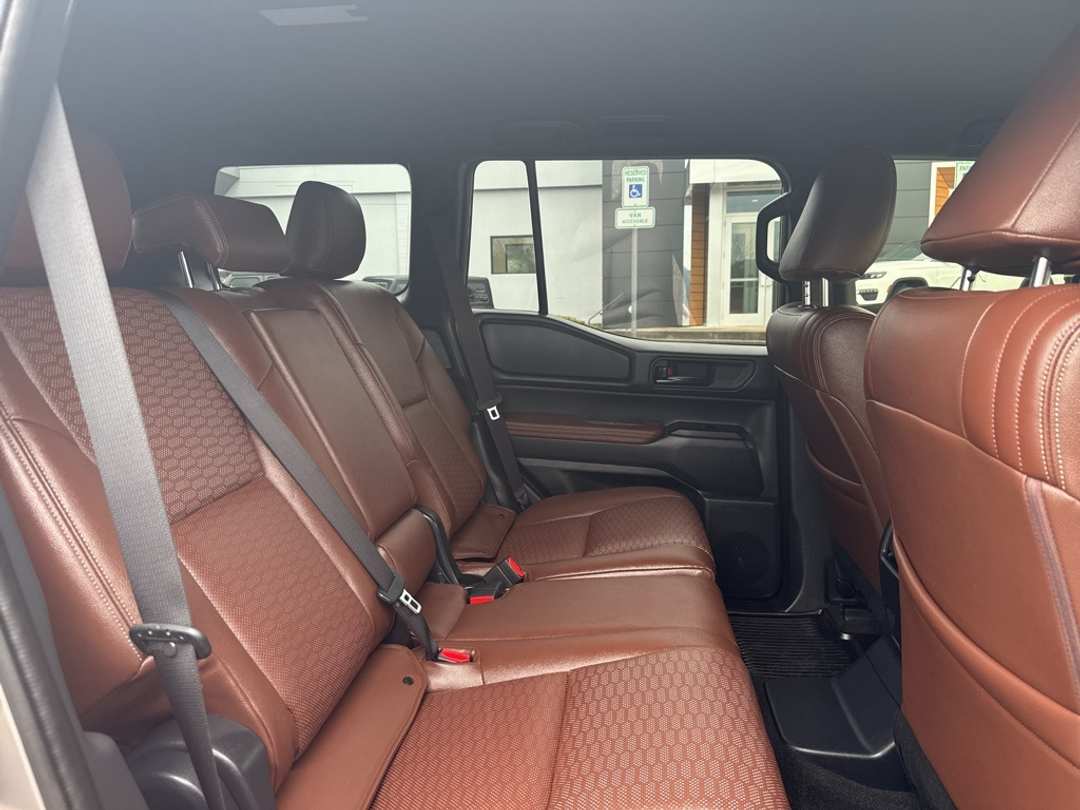 2025 Toyota Land Cruiser Base - Image 28