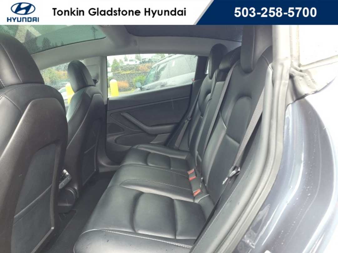 2020 Tesla Model 3 Performance - Image 24