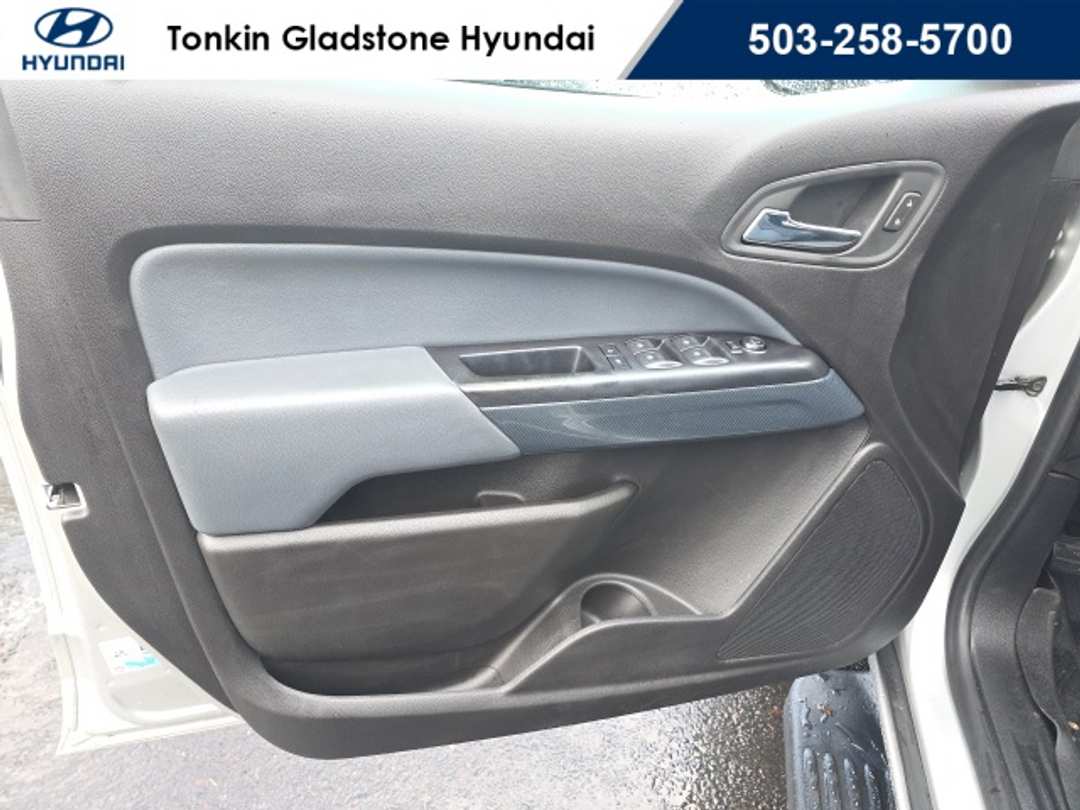 2017 Chevrolet Colorado Z71 - Image 8