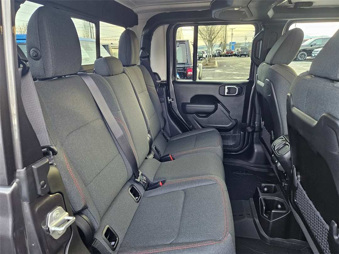 2026 Jeep Gladiator Rubicon - Image 36