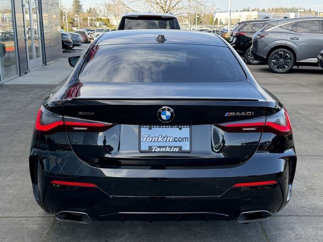 2024 BMW 4 Series M440i xDrive - Image 6