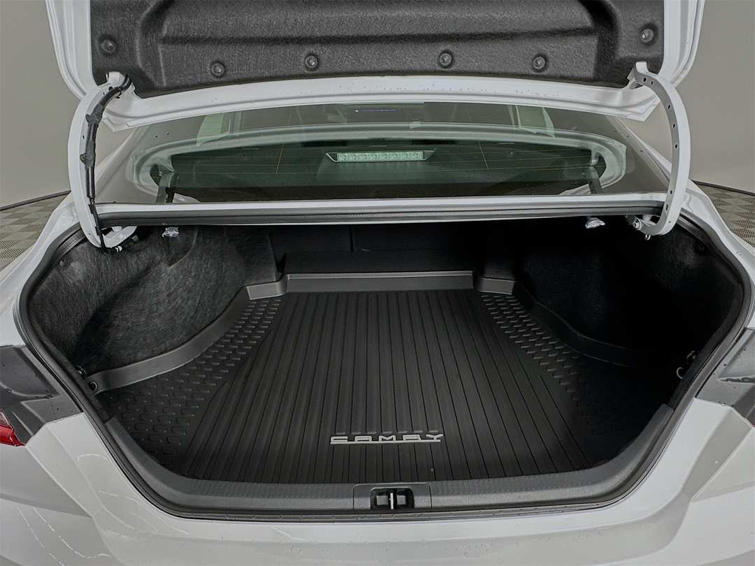 2026 Toyota Camry SE Nightshade - Image 27