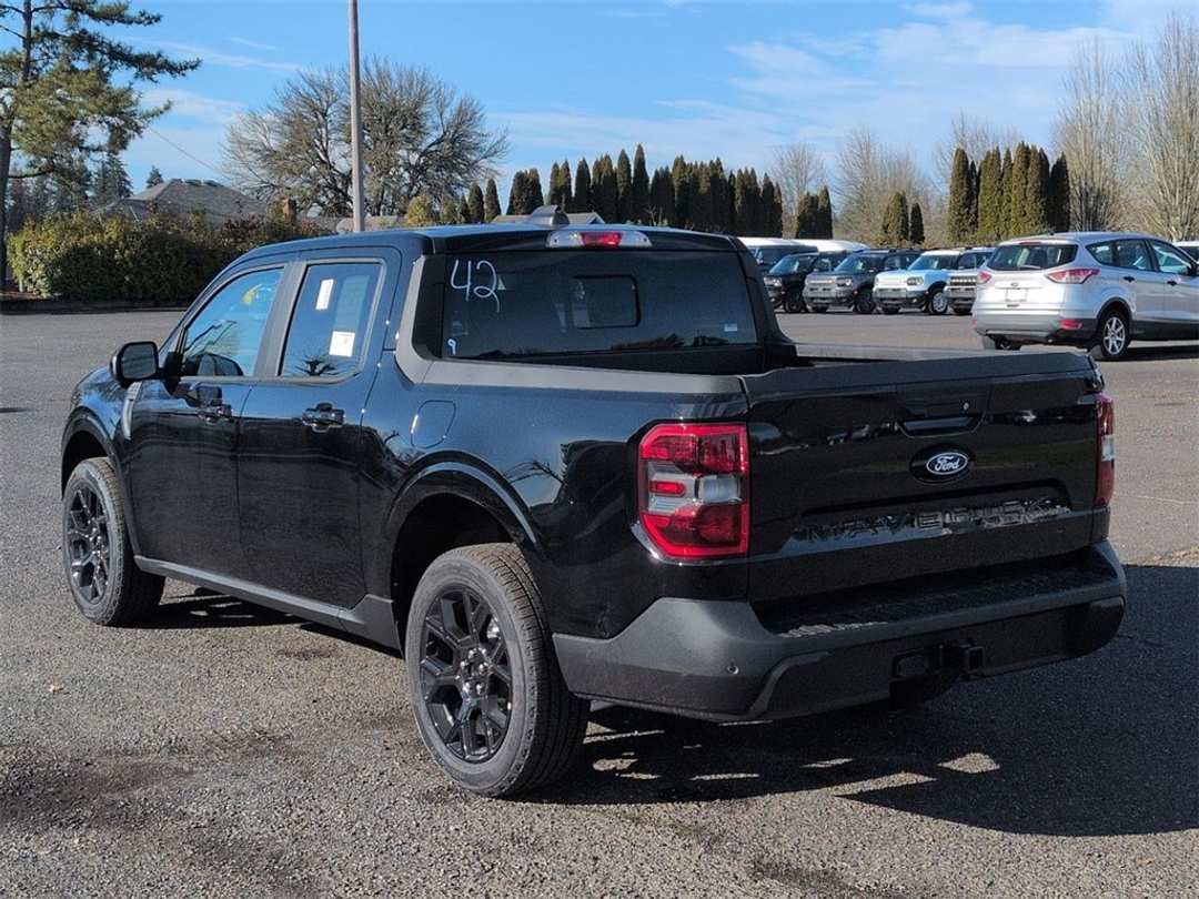 2026 Ford Maverick Lariat - Image 3