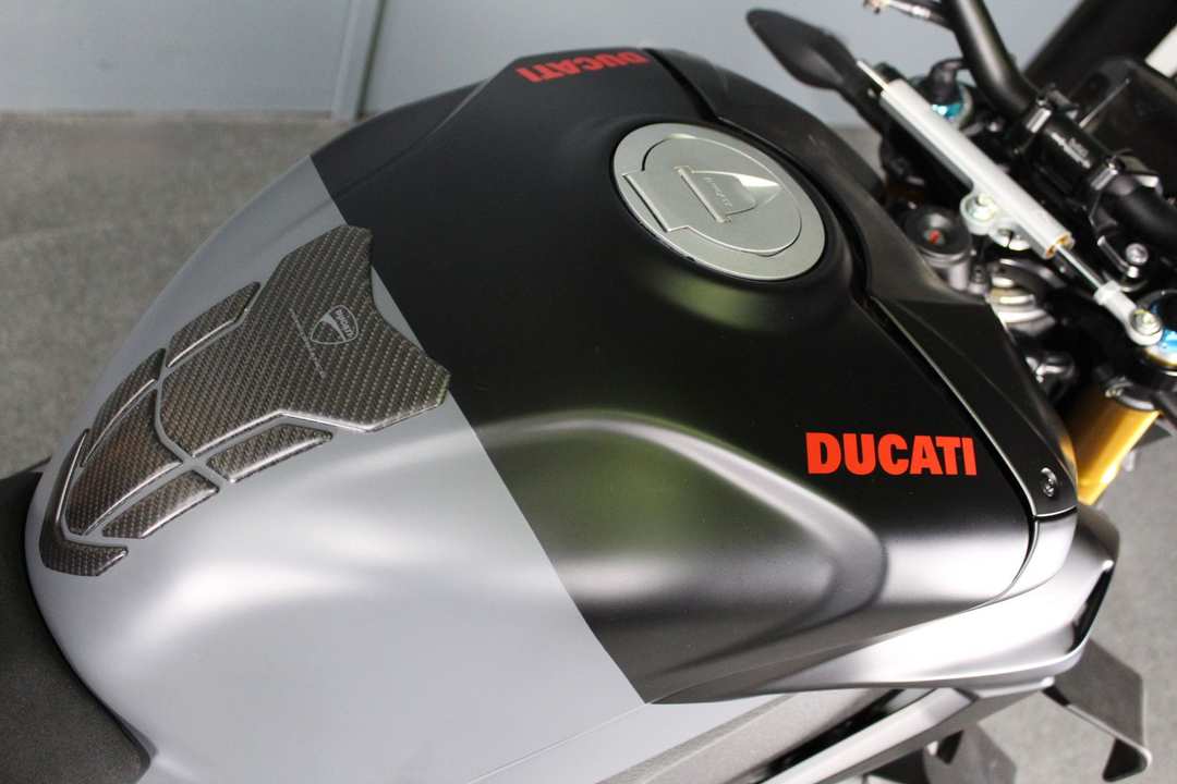 2024 Ducati Streetfighter V4 S - Image 13