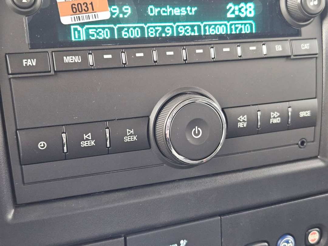 2025 Chevrolet Express 2500 Work - Image 23