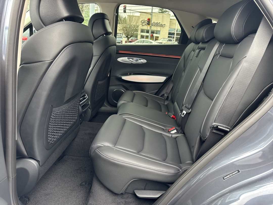 2026 Genesis Gv70 2.5T Advanced - Image 44