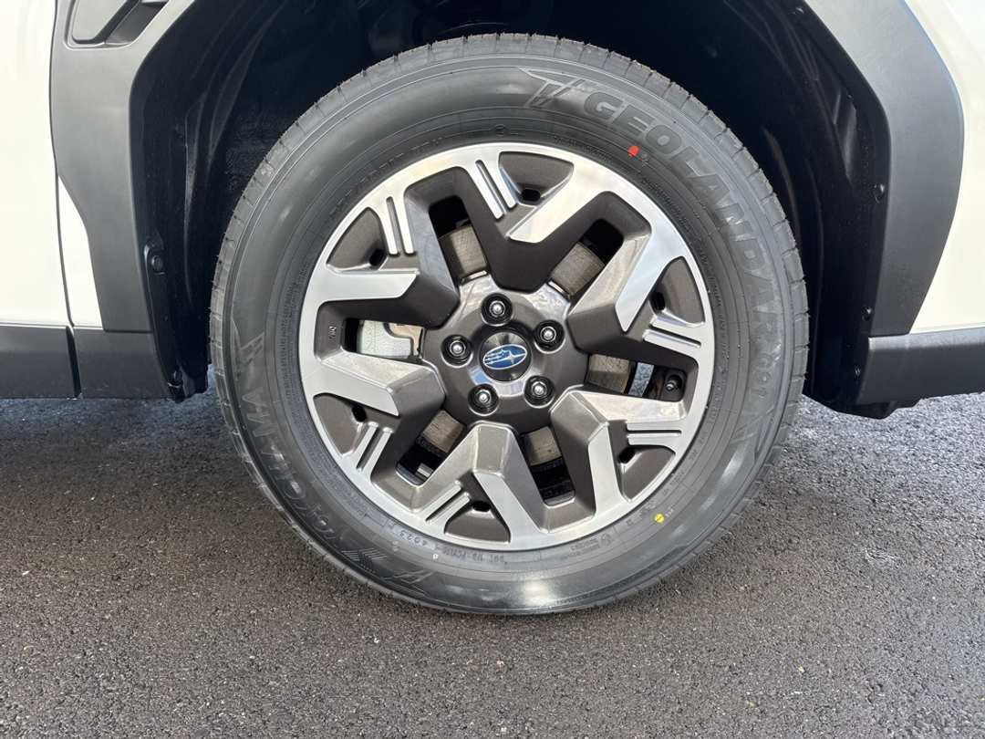 2026 Subaru Forester Premium - Image 9