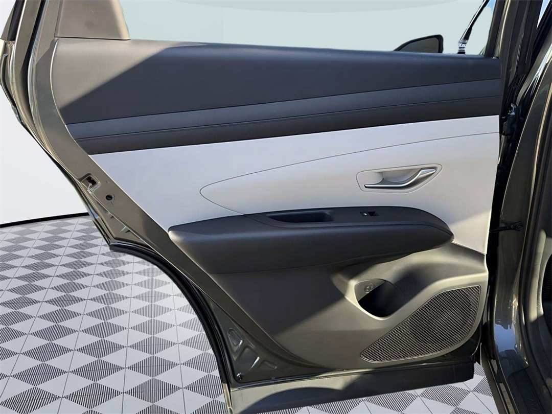 2026 Hyundai Tucson SEL - Image 30