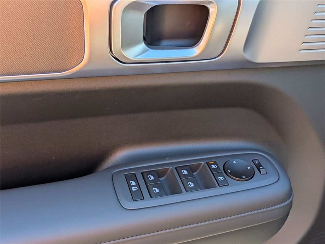 2026 Hyundai Santa Fe XRT - Image 11