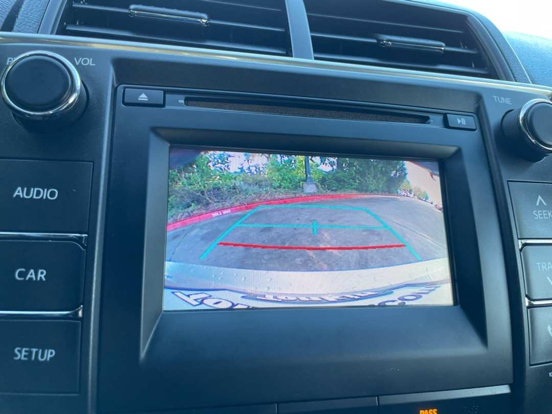 2016 Toyota Camry LE - Image 16