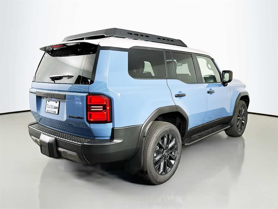 2026 Toyota Land Cruiser Base - Image 7