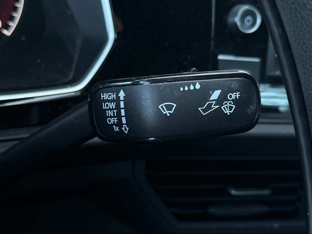 2021 Volkswagen Jetta - Image 24