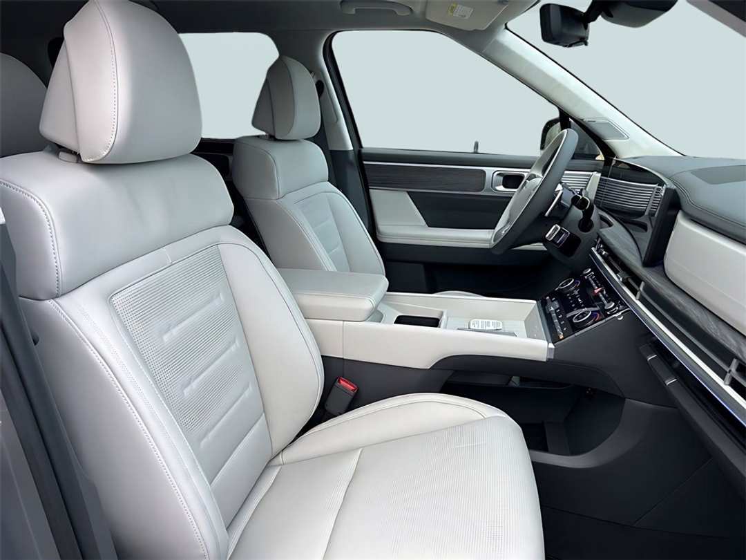 2026 Hyundai Santa Fe Calligraphy - Image 11