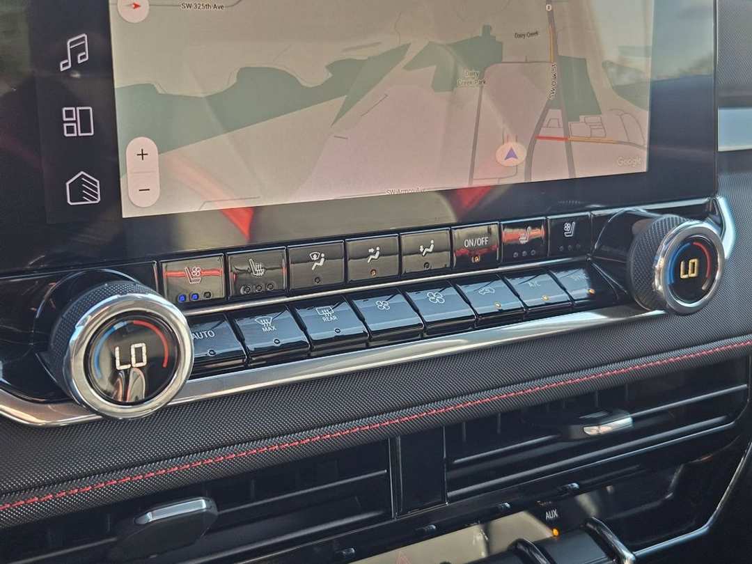 2026 Chevrolet Colorado Z71 - Image 22