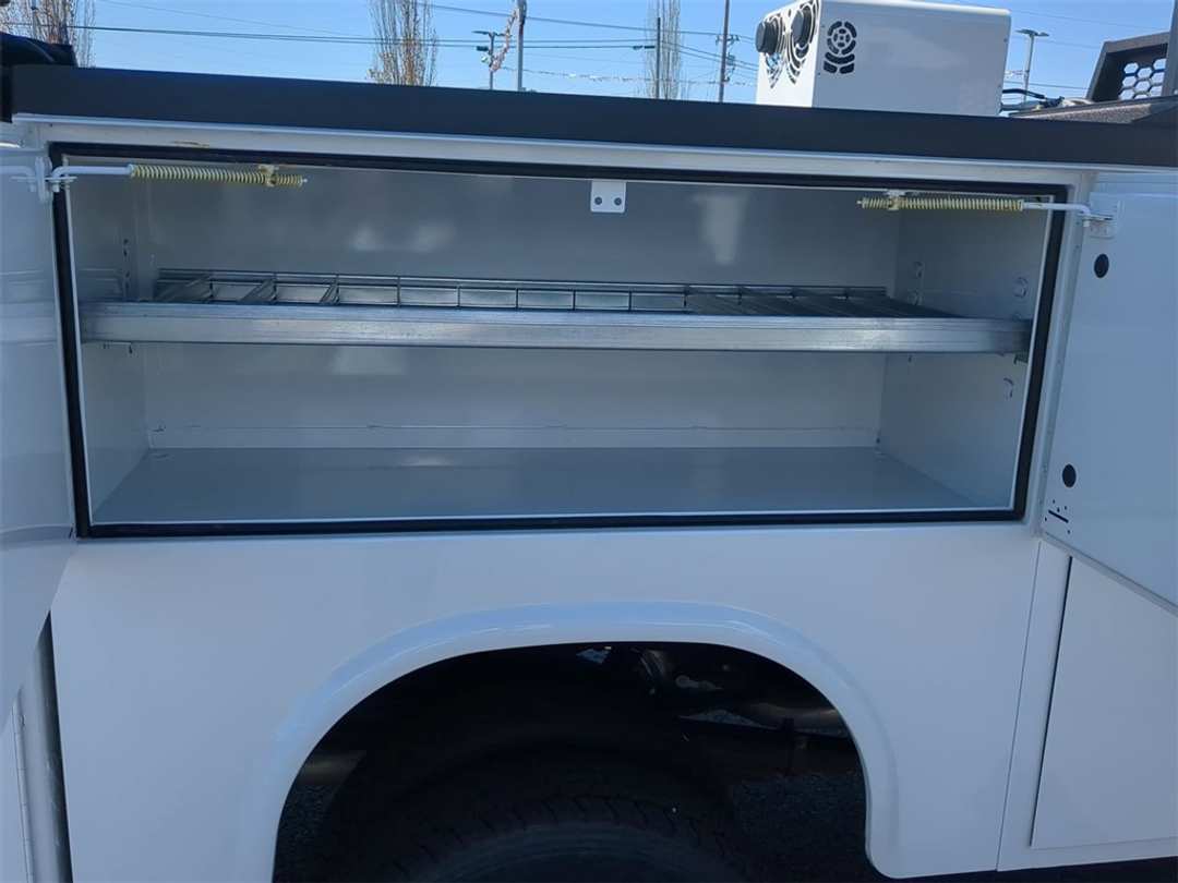 2024 Ram 5500Hd Tradesman - Image 17