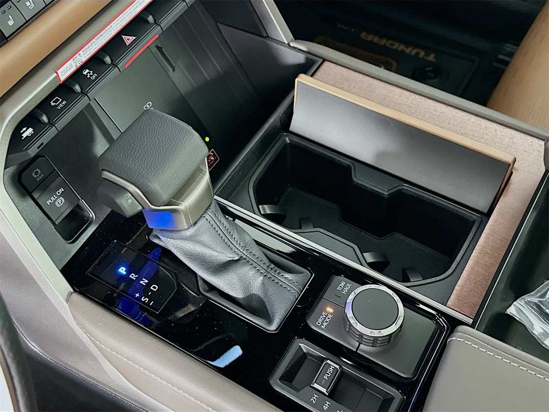 2026 Toyota Tundra 1794 Edition - Image 17