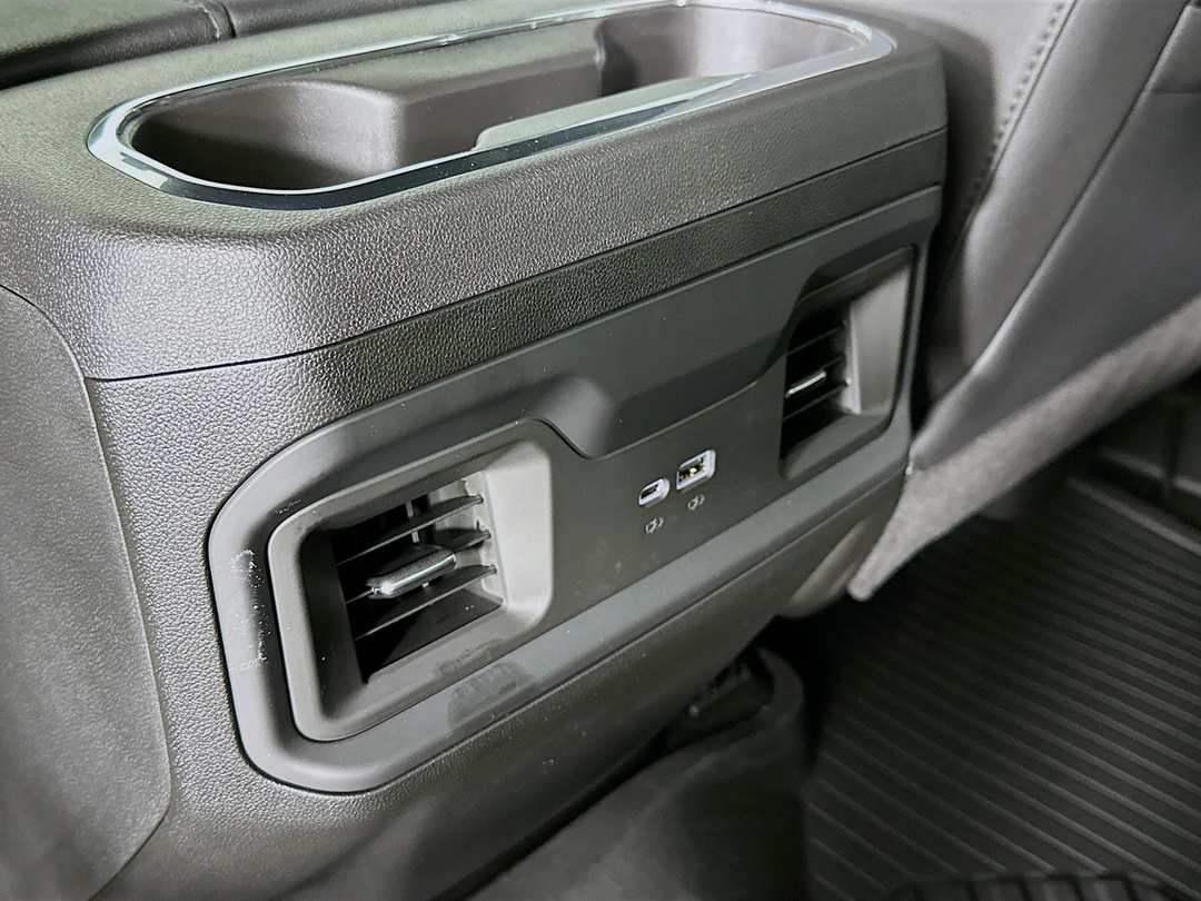 2025 Chevrolet Silverado 2500Hd LT - Image 26