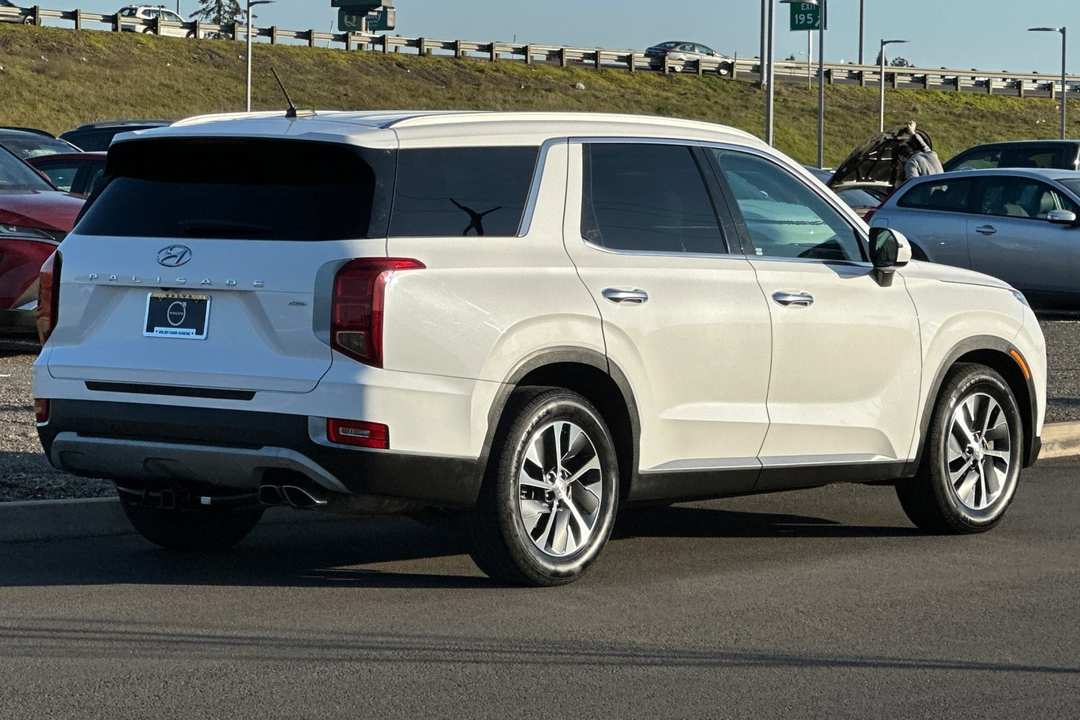 2021 Hyundai Palisade SEL - Image 3