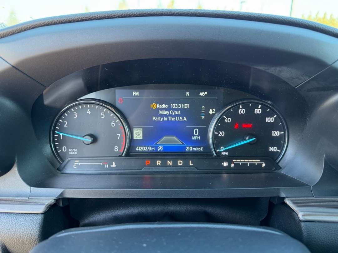 2022 Ford Explorer Limited - Image 21