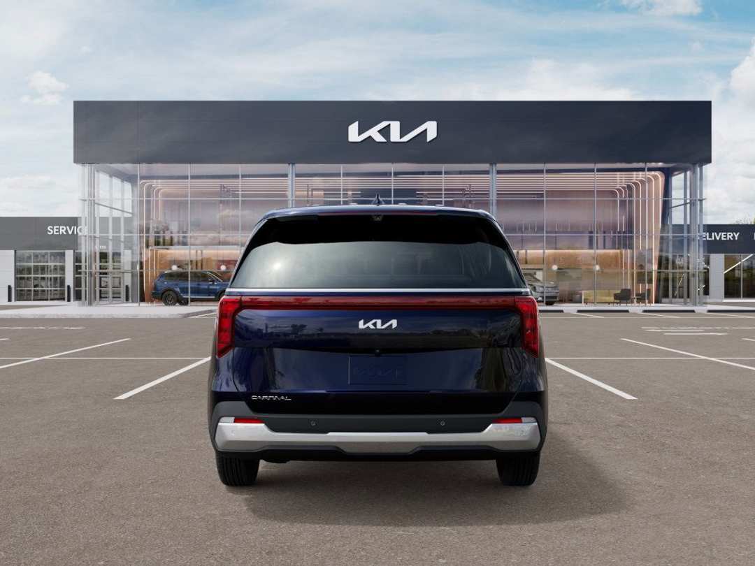 2026 Kia Carnival LXS - Image 5