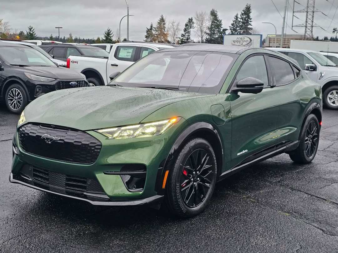 2025 Ford Mustang Mach-E Premium - Image 3