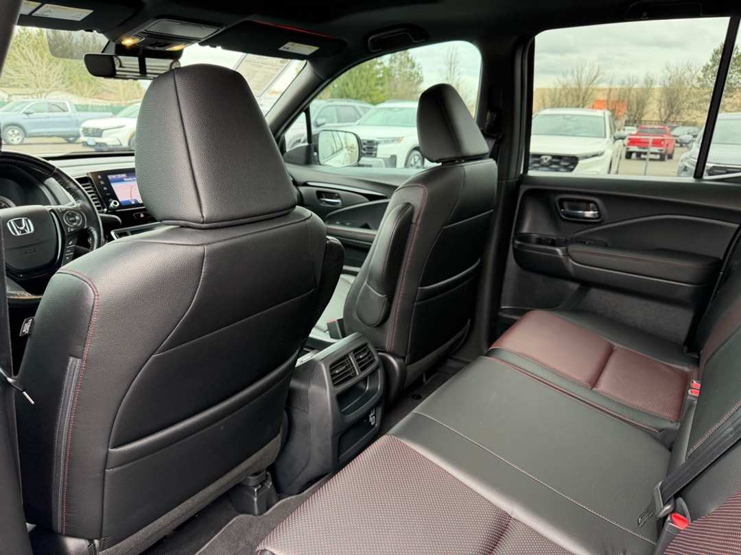 2022 Honda Ridgeline Black Edition - Image 33
