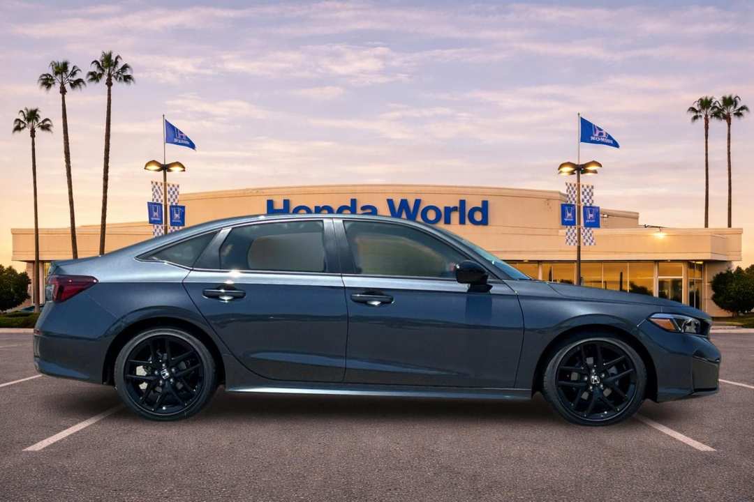 2026 Honda Civic Sport - Image 3