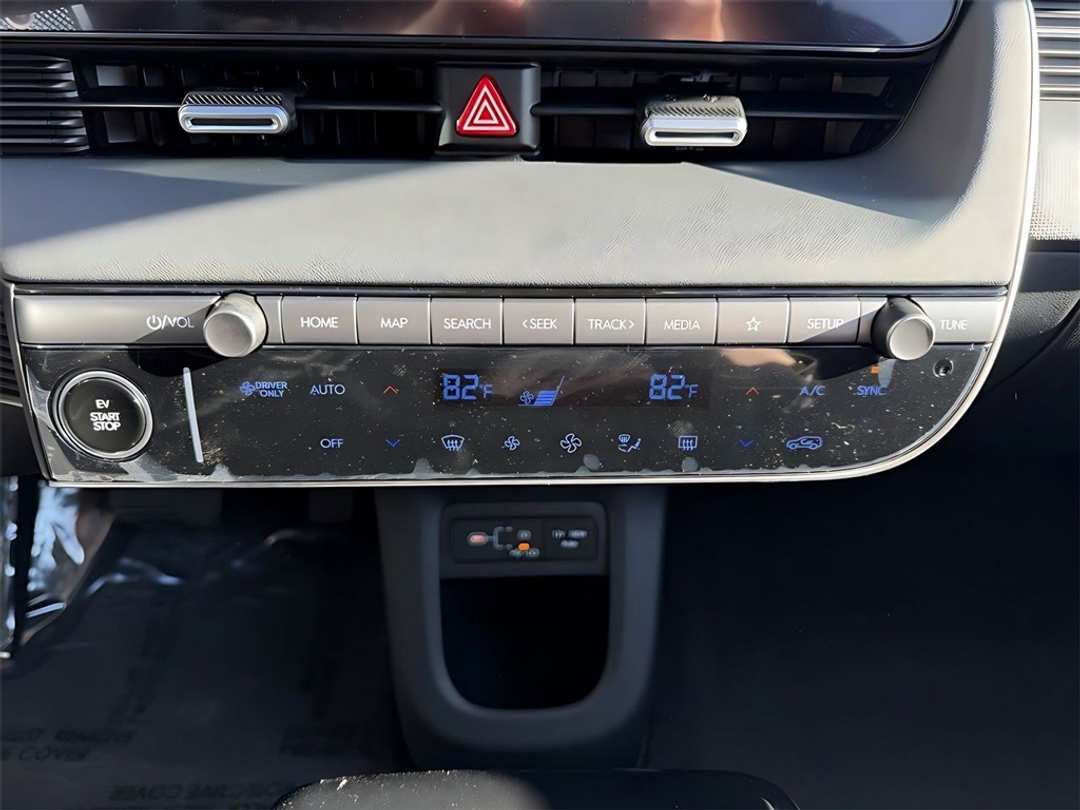 2026 Hyundai Ioniq 5 SE - Image 24