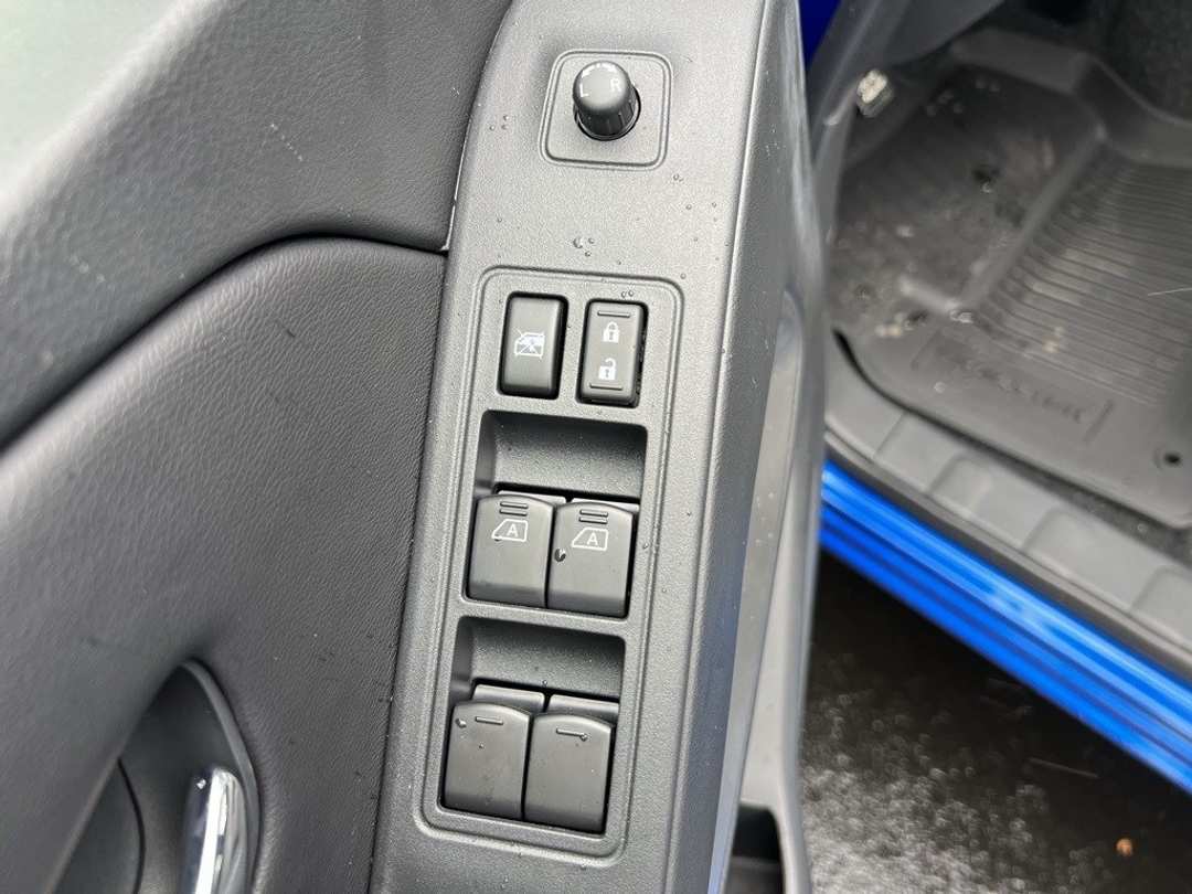 2026 Nissan Frontier SV - Image 11