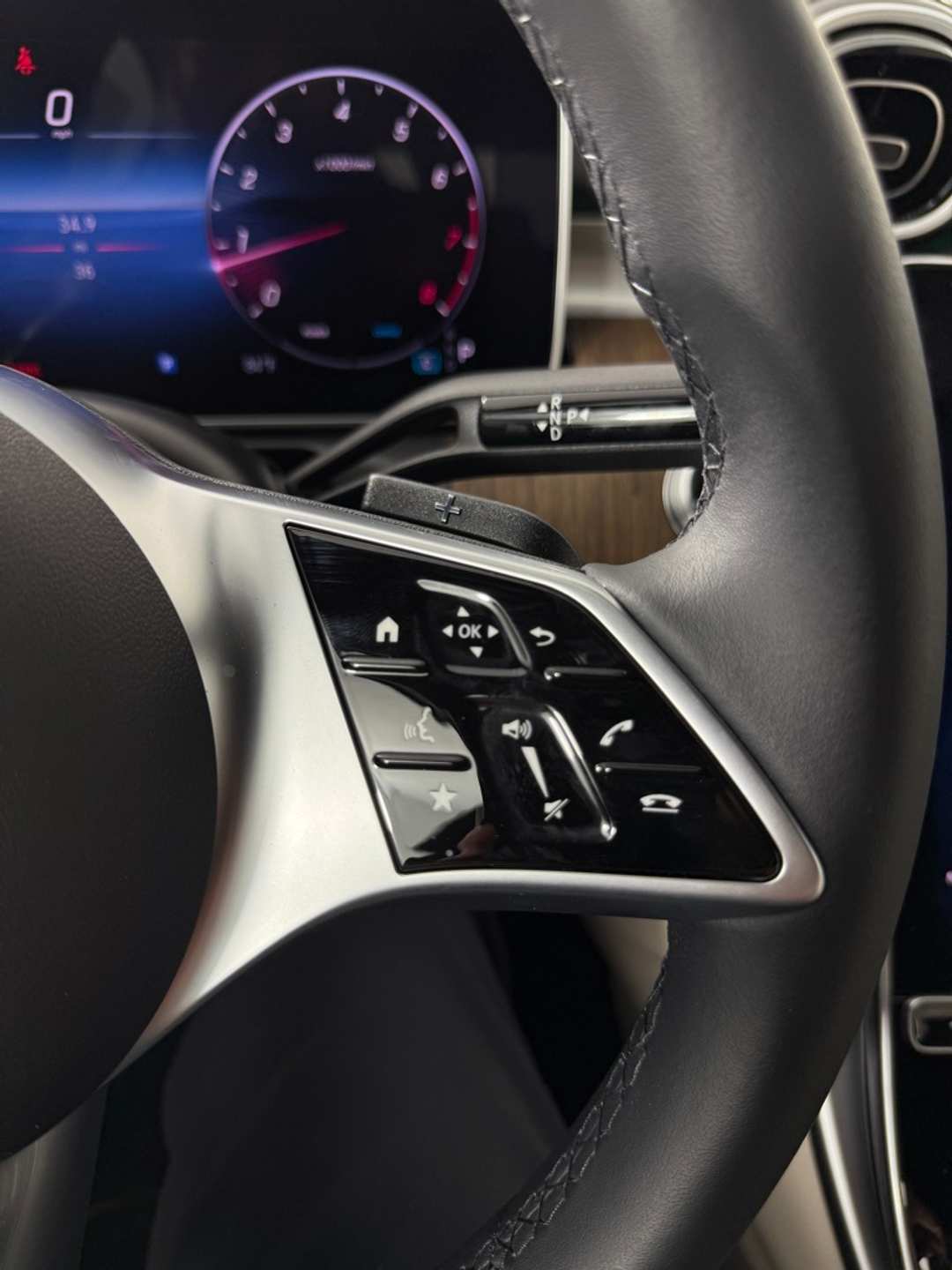 2024 Mercedes-Benz C-Class C 300 - Image 24