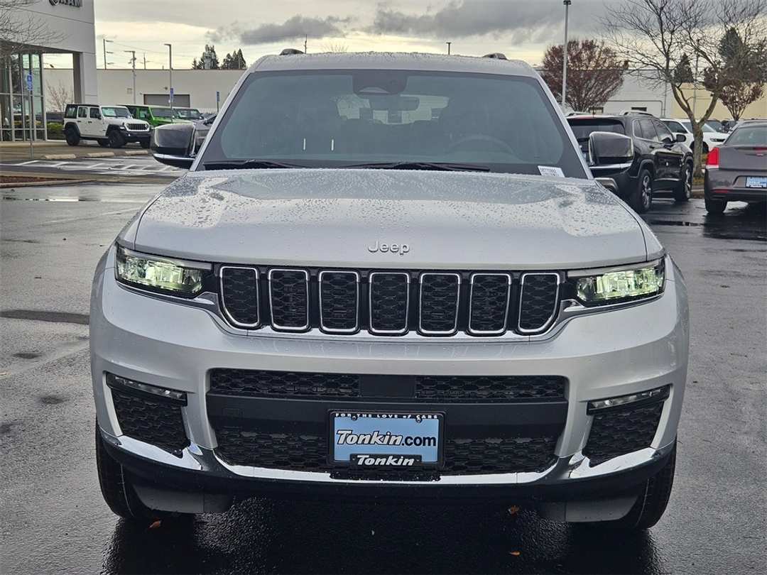 2025 Jeep Grand Cherokee L Limited - Image 9