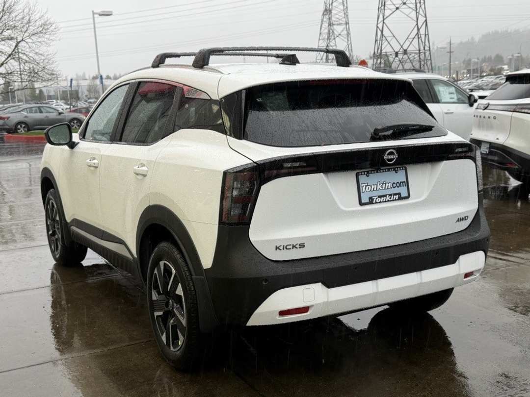 2026 Nissan Kicks SV - Image 5