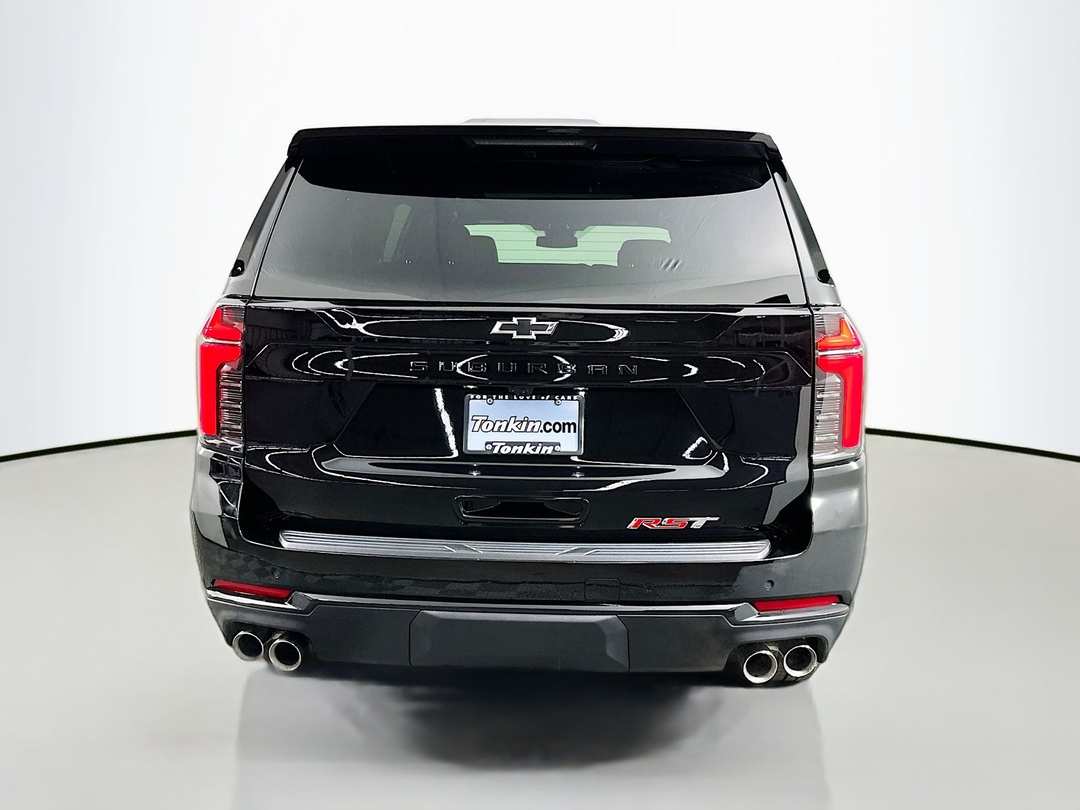 2026 Chevrolet Suburban RST - Image 6