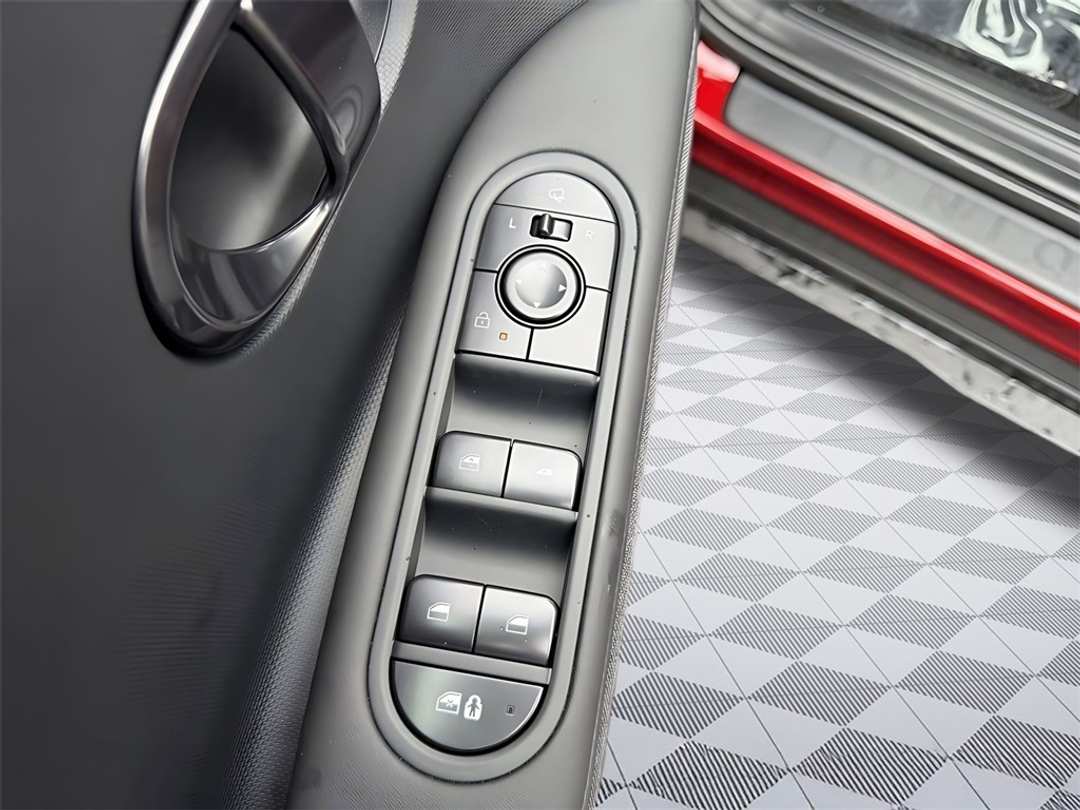 2026 Hyundai Ioniq 5 XRT - Image 12