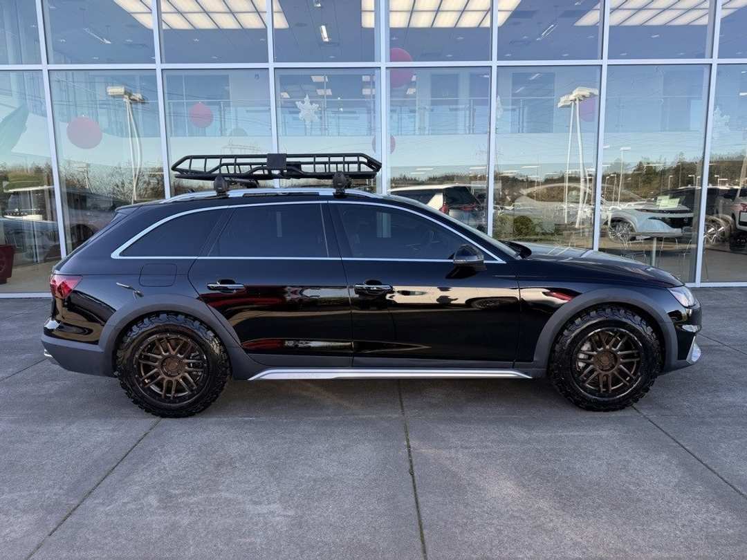 2022 Audi A4 Allroad 45 Premium Plus - Image 8