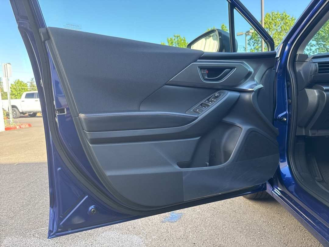 2025 Subaru Impreza Sport - Image 9